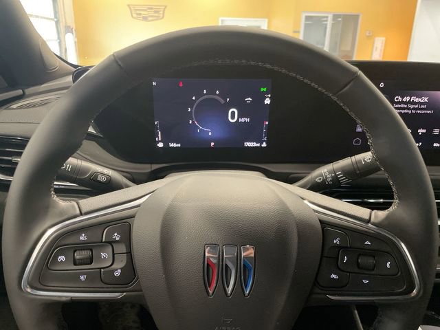 Used 2024 Buick Envista Sport Touring w/ Convenience I Package image 3