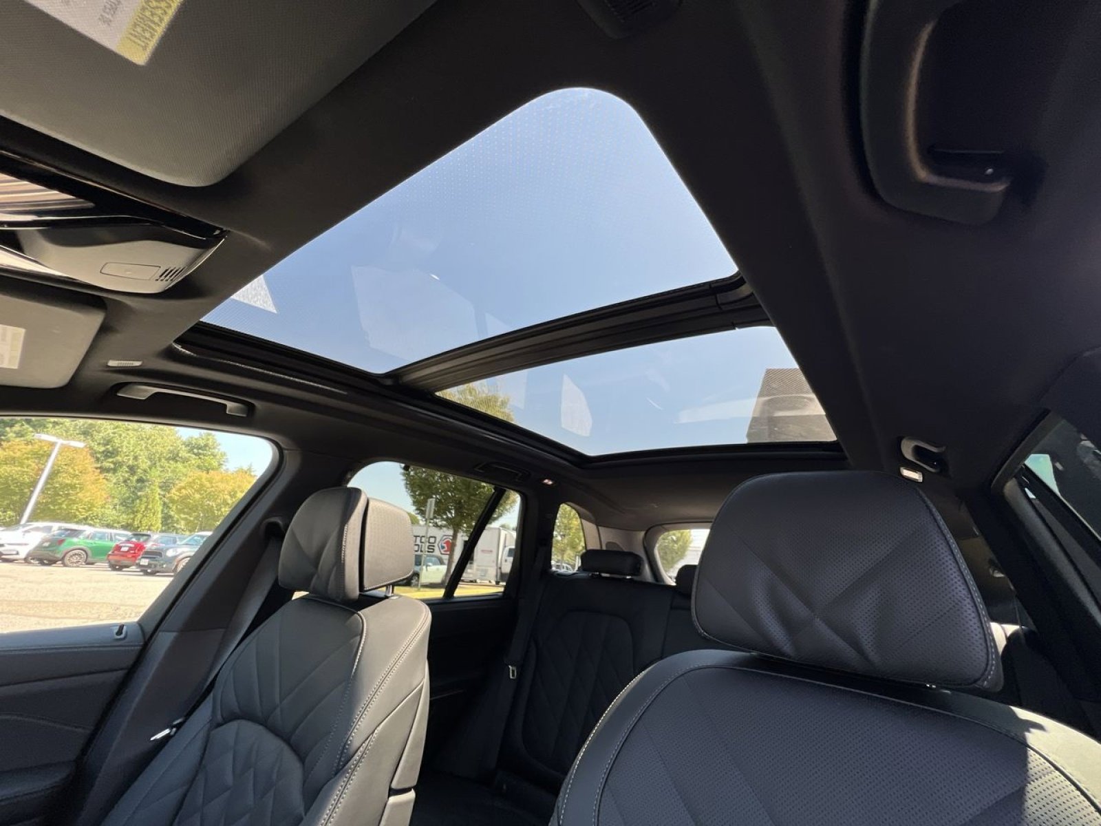 New 2026 BMW X5 M60i image 21