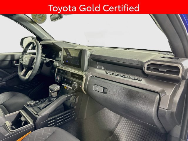 Certified 2024 Toyota Tacoma SR5 AWD/4WD image 32