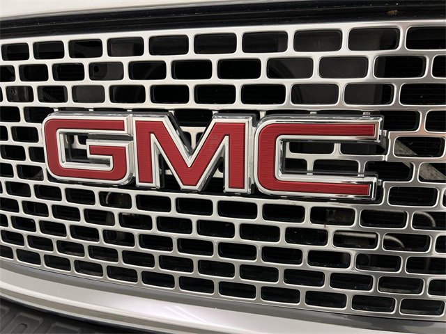 Used 2015 GMC Sierra 2500 Denali w/ Duramax Plus Package image 30