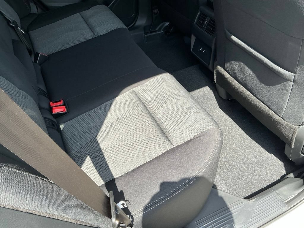 New 2026 Nissan Rogue SV w/ Cold Weather Package AWD/4WD image 20