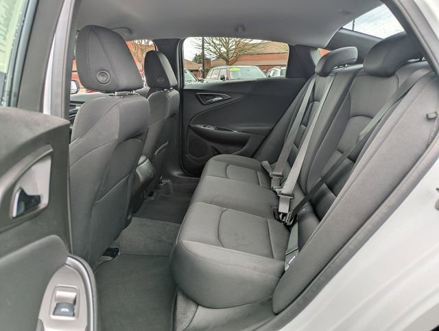 Used 2025 Chevrolet Malibu LS image 26