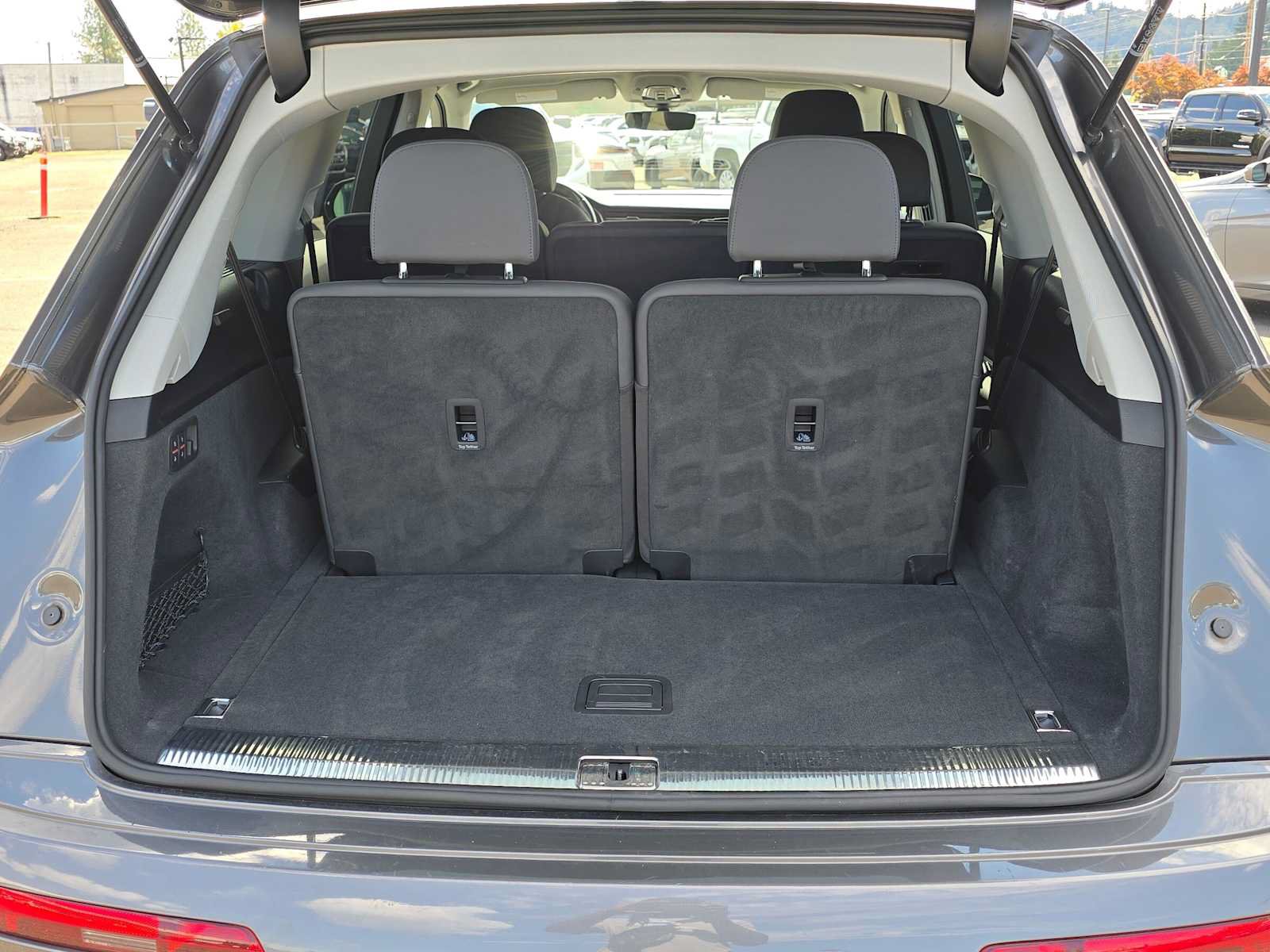 Used 2022 Audi Q7 3.0T Premium AWD/4WD image 15