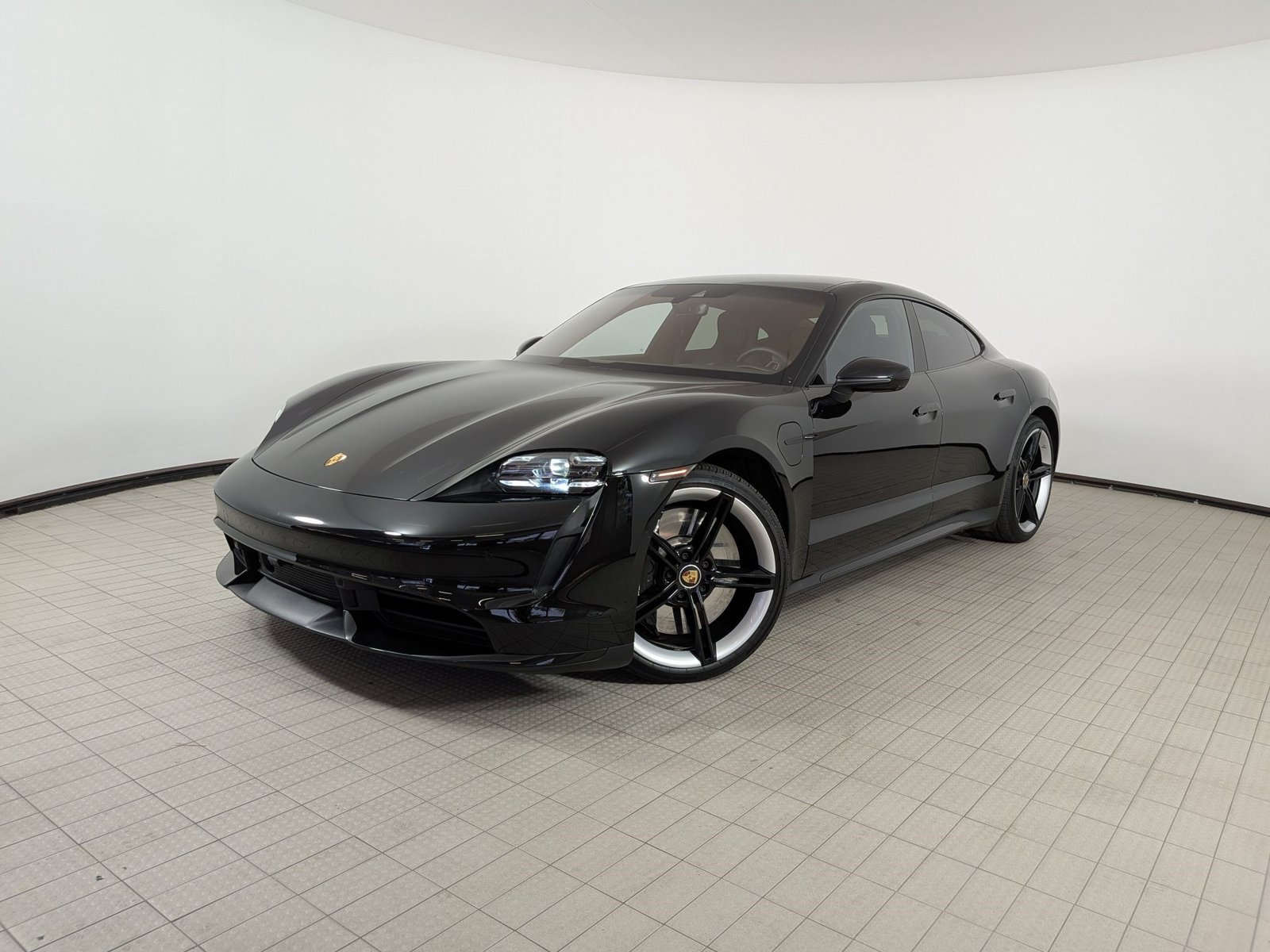 Certified 2020 Porsche Taycan Turbo AWD/4WD image 1