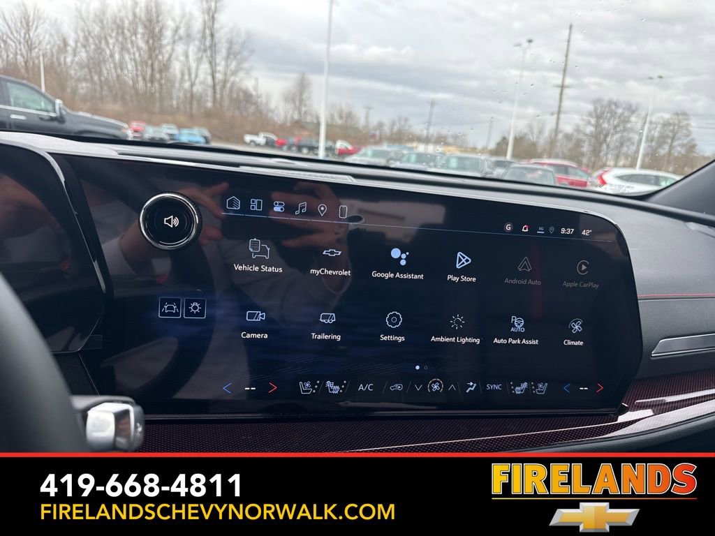 New 2026 Chevrolet Traverse RS w/ LPO, Floor Liner Package image 34