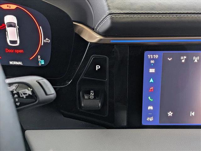 Used 2024 Porsche Macan 4 Electric image 11