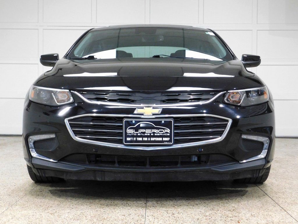 Used 2016 Chevrolet Malibu Premier w/ Driver Confidence Package II image 2