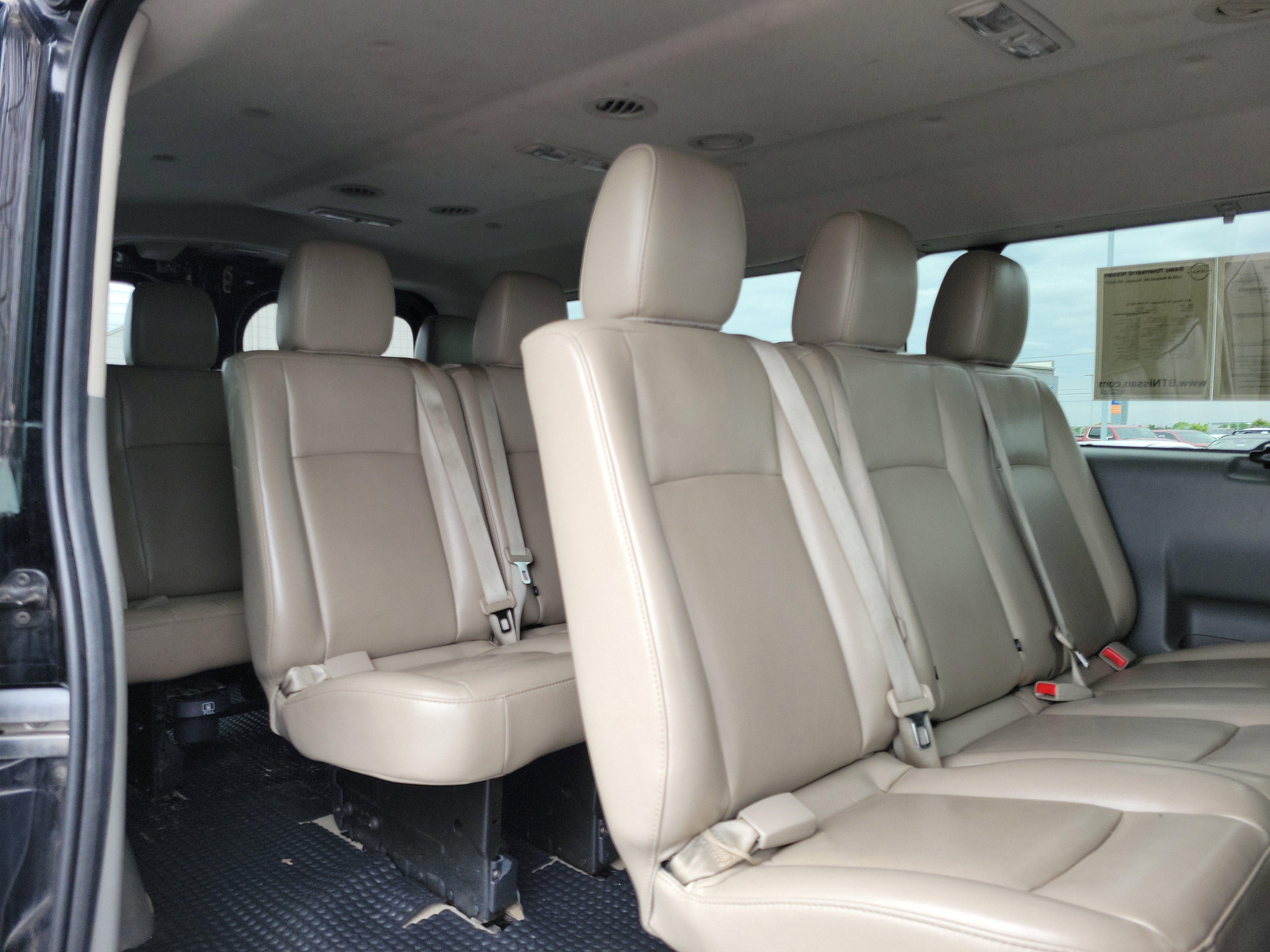 Used 2019 Nissan NV 3500 SL RWD image 9