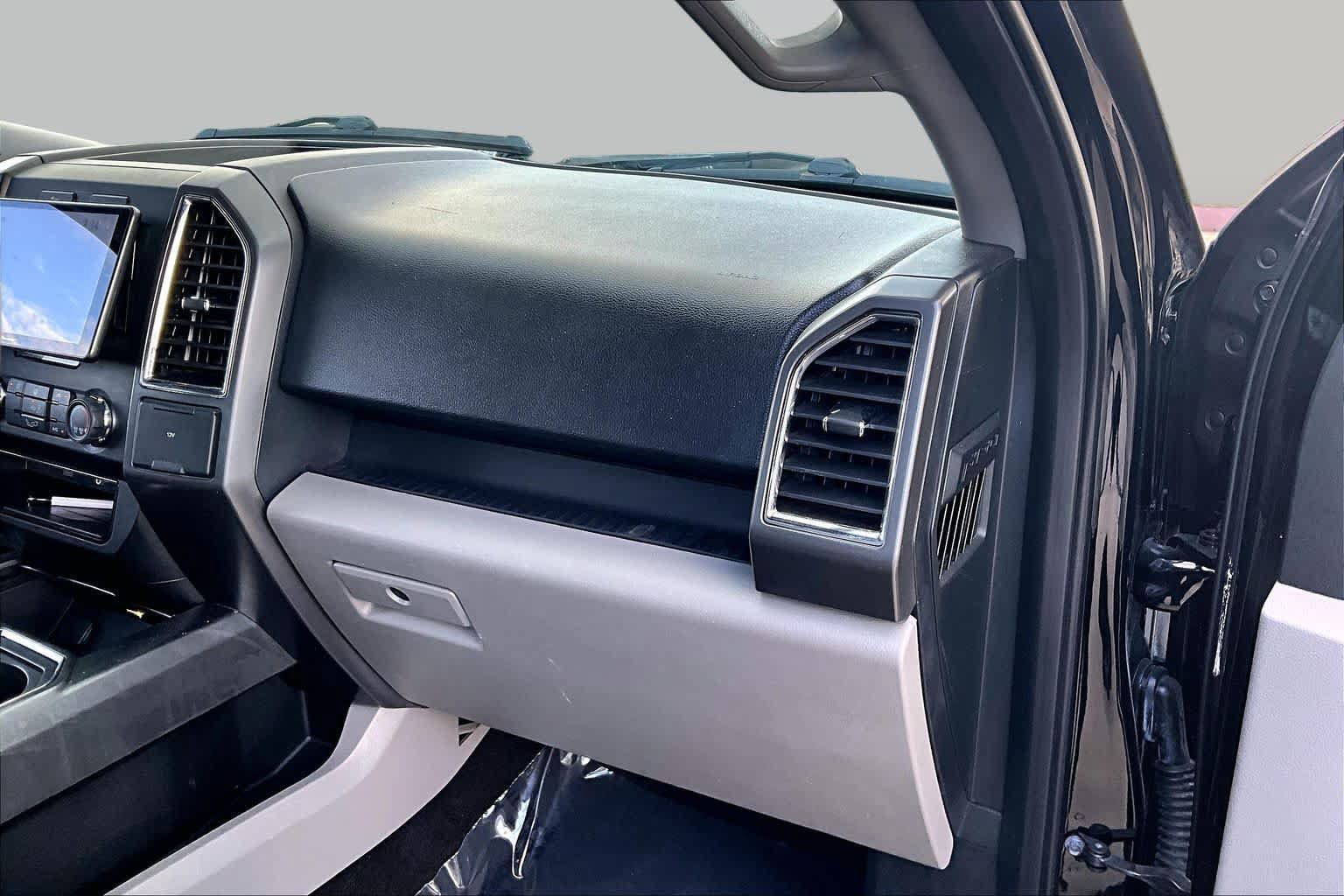Used 2016 Ford F150 XLT RWD image 19