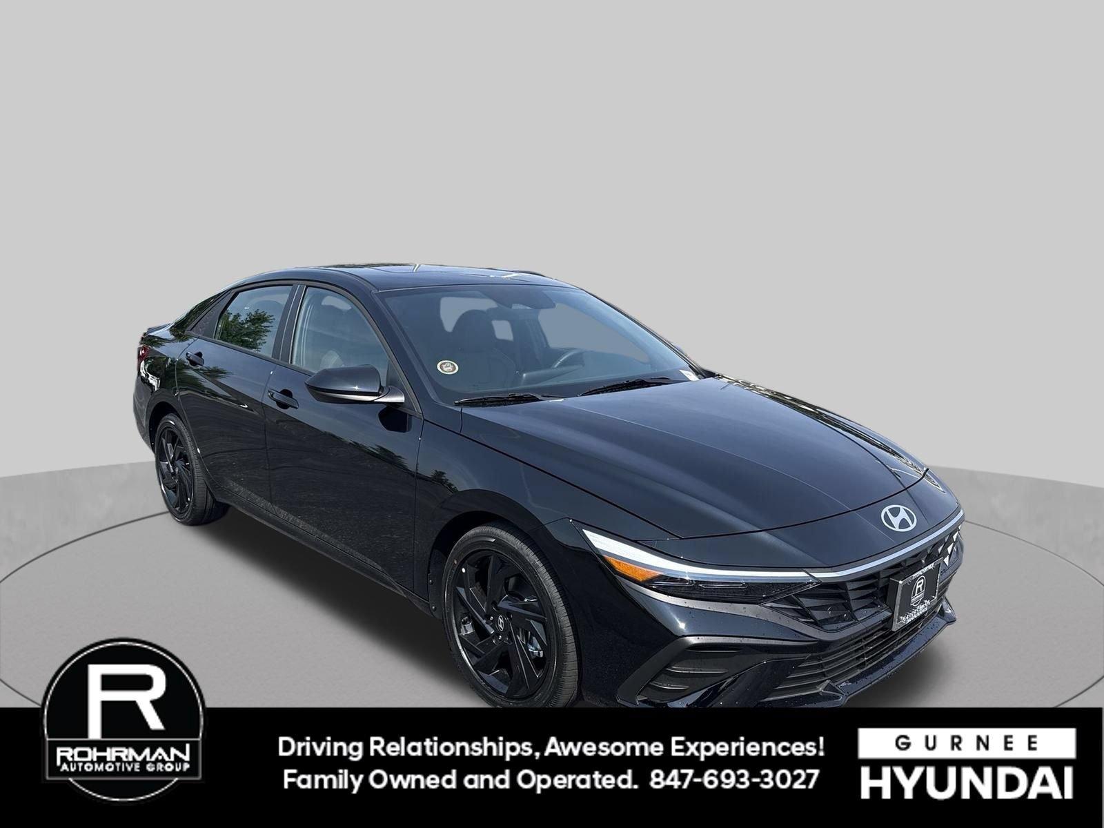 New 2026 Hyundai Elantra SEL Sport FWD image 2