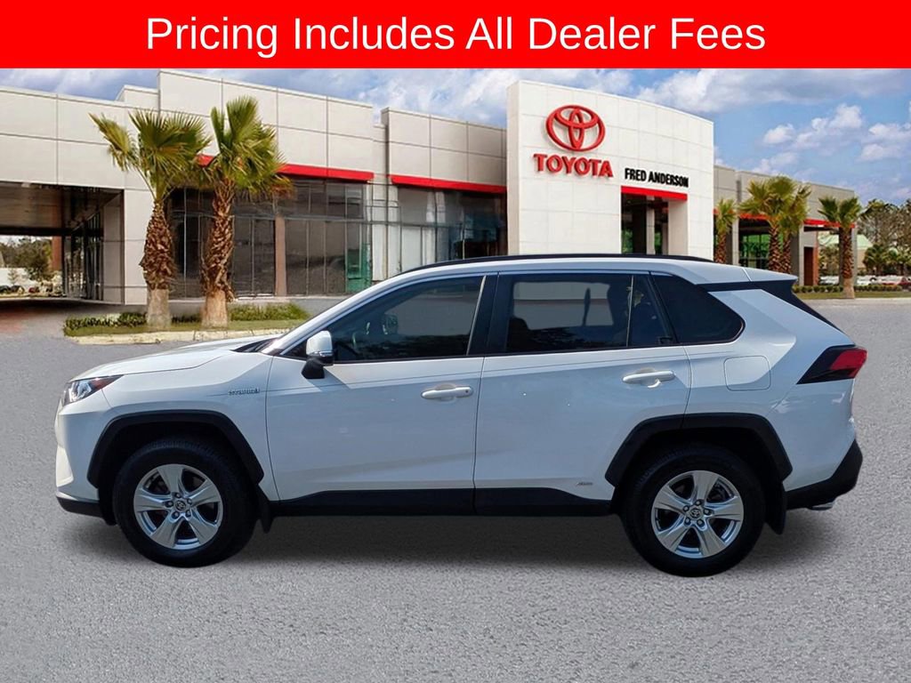 Certified 2020 Toyota RAV4 XLE w/ Convenience Package AWD/4WD image 8