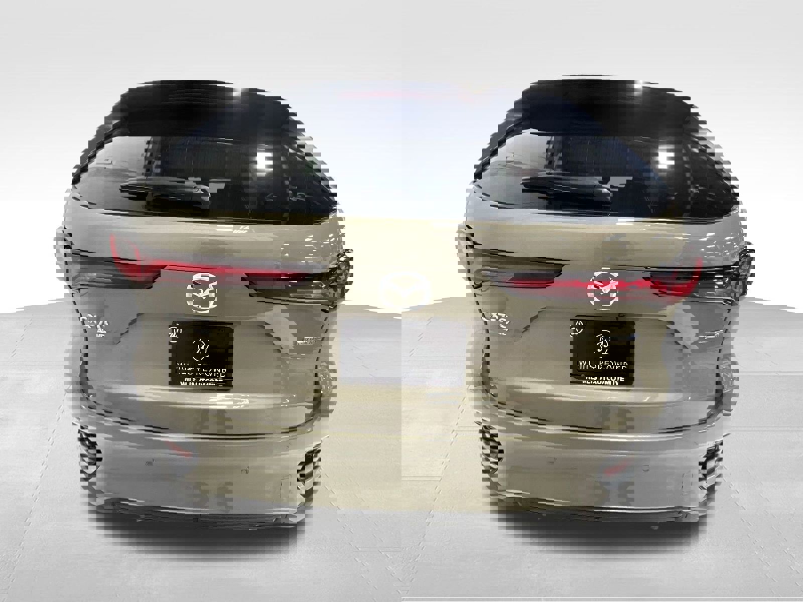 Used 2025 MAZDA CX-70 Plug-In Hybrid w/ Premium Pkg image 4