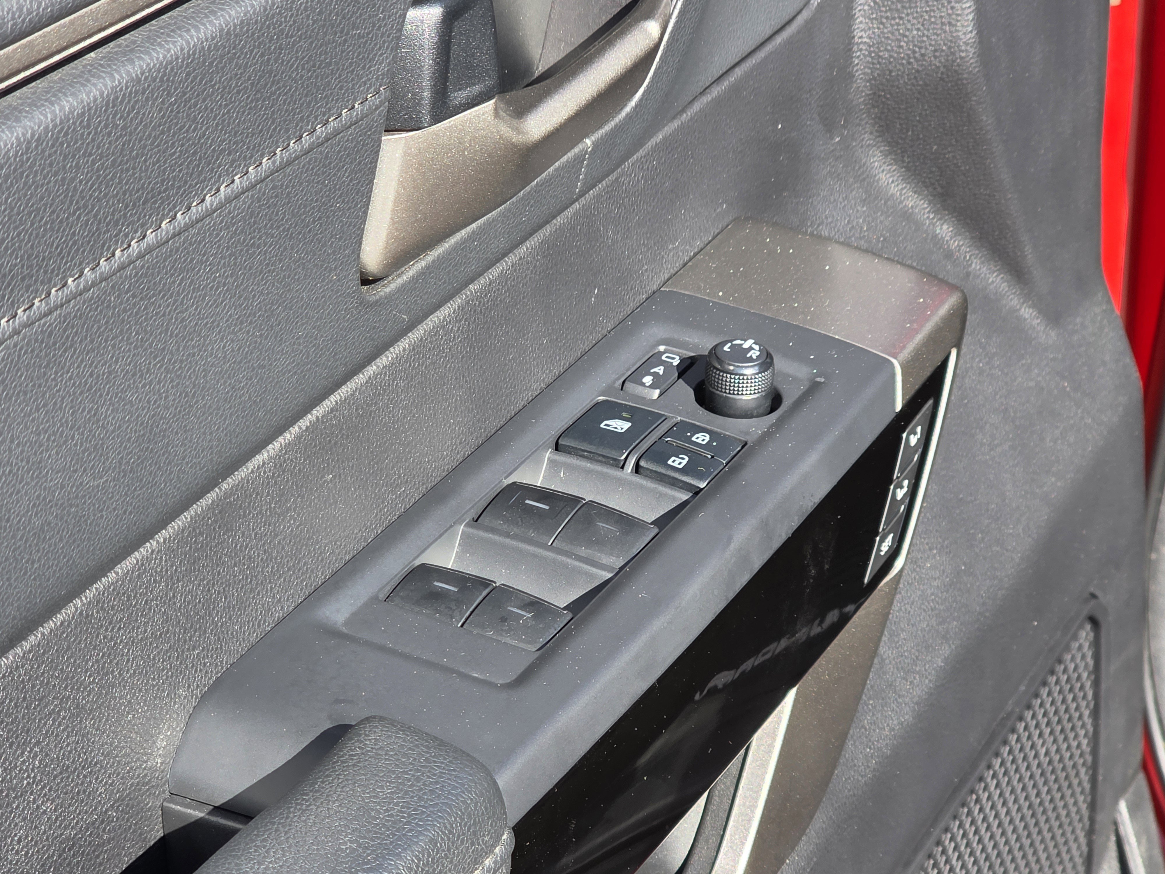 Used 2022 Toyota Tundra Limited image 17