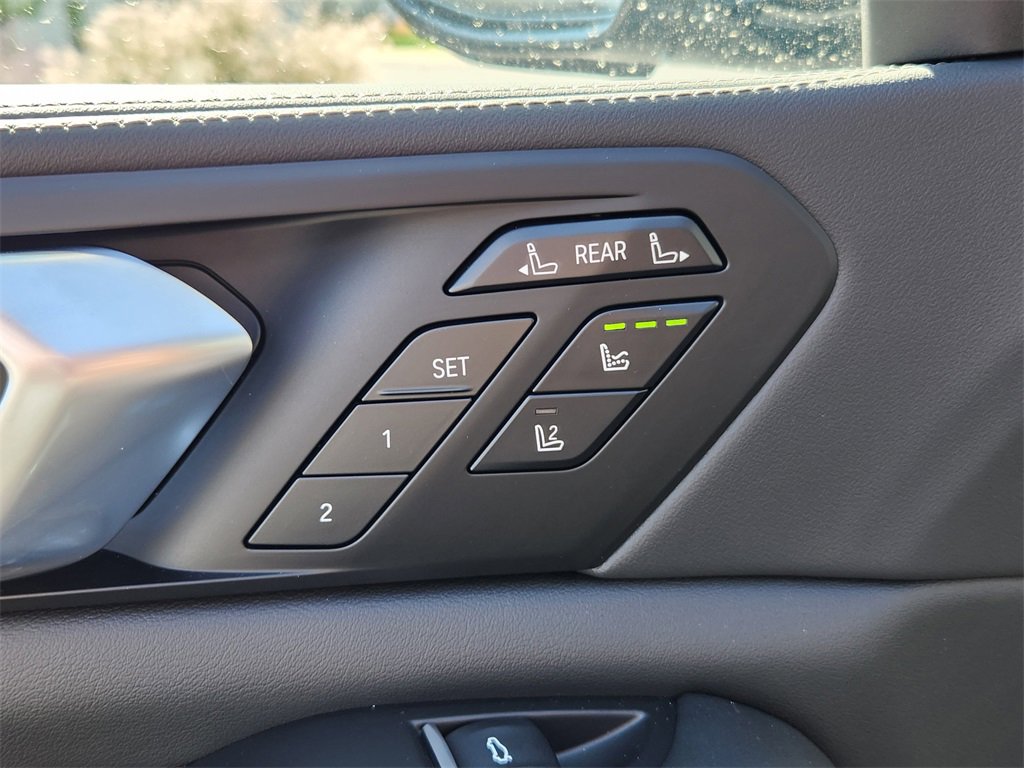 New 2026 BMW X7 M60i image 18