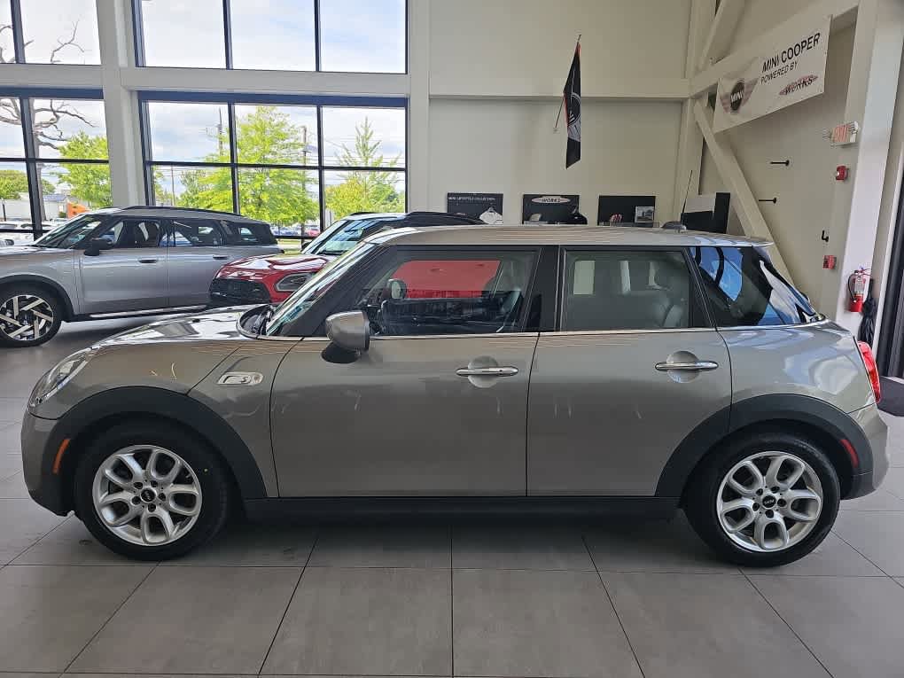 Used 2020 MINI Cooper S FWD image 8