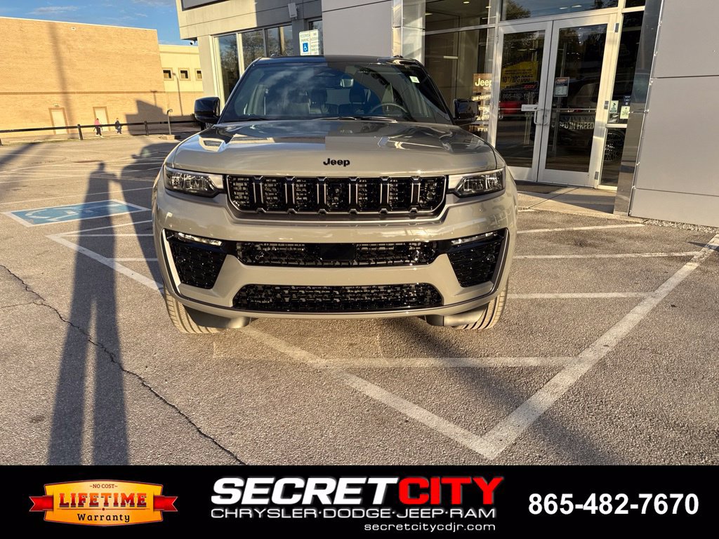 New 2027 Jeep Grand Cherokee L Summit AWD/4WD image 2