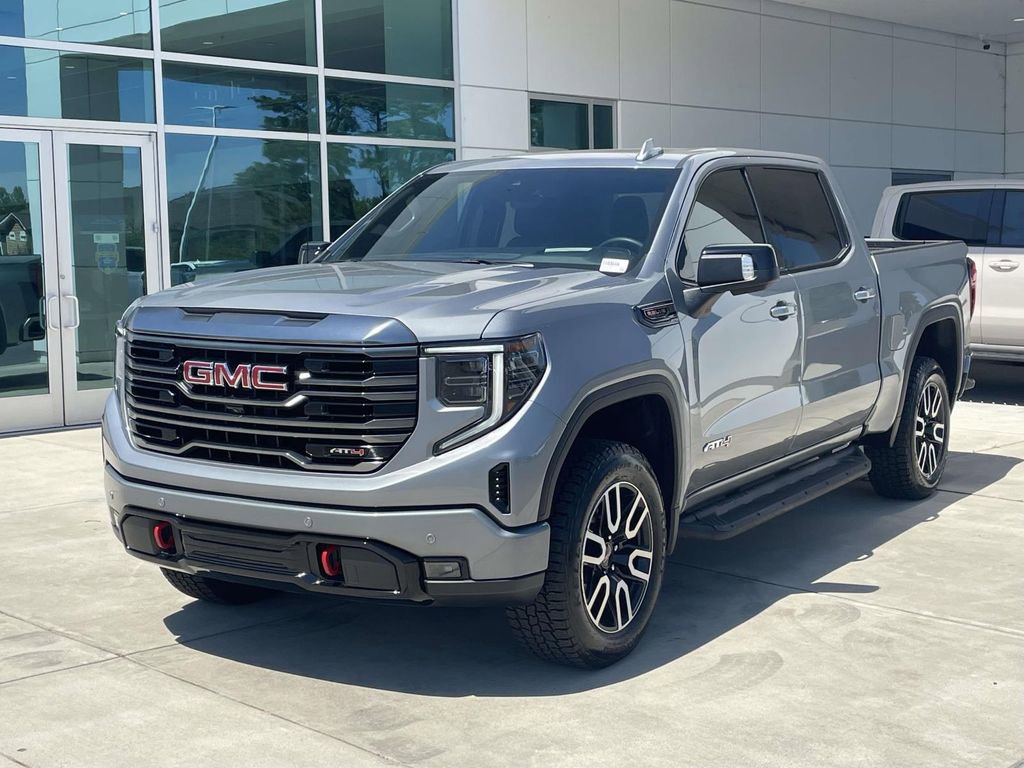 Used 2024 GMC Sierra 1500 AT4 w/ Technology Package AWD/4WD image 1