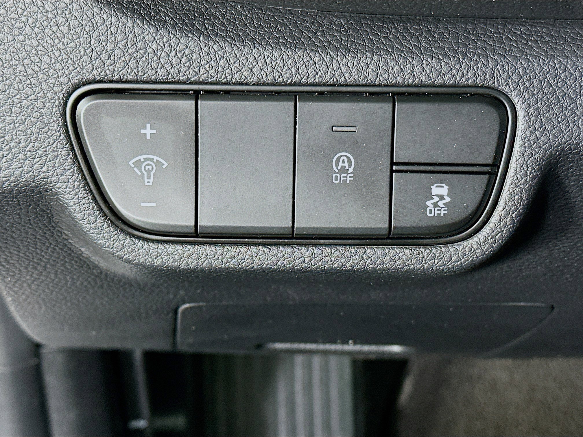 Used 2025 Kia Seltos S image 17