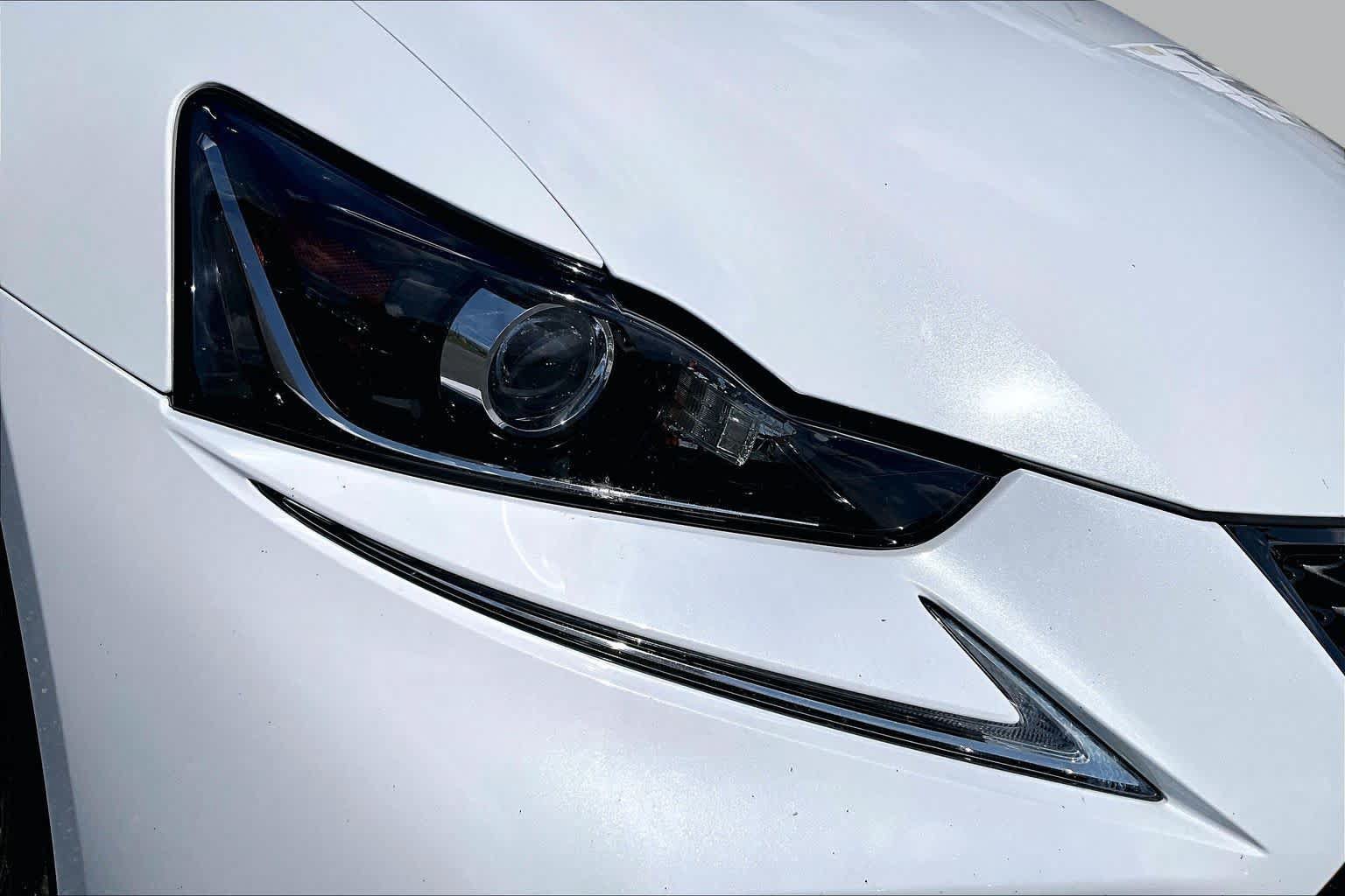 Used 2020 Lexus IS 350 F Sport w/ F Sport Package AWD/4WD image 28