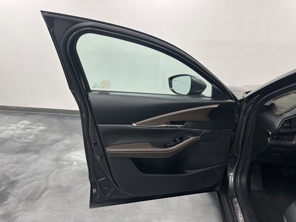 Certified 2023 MAZDA CX-30 AWD 2.5 S w/ Premium Package image 13