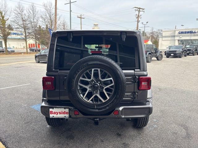 Used 2021 Jeep Wrangler Unlimited Sahara image 30