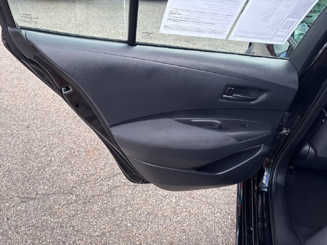 Used 2025 Toyota Corolla LE FWD image 19