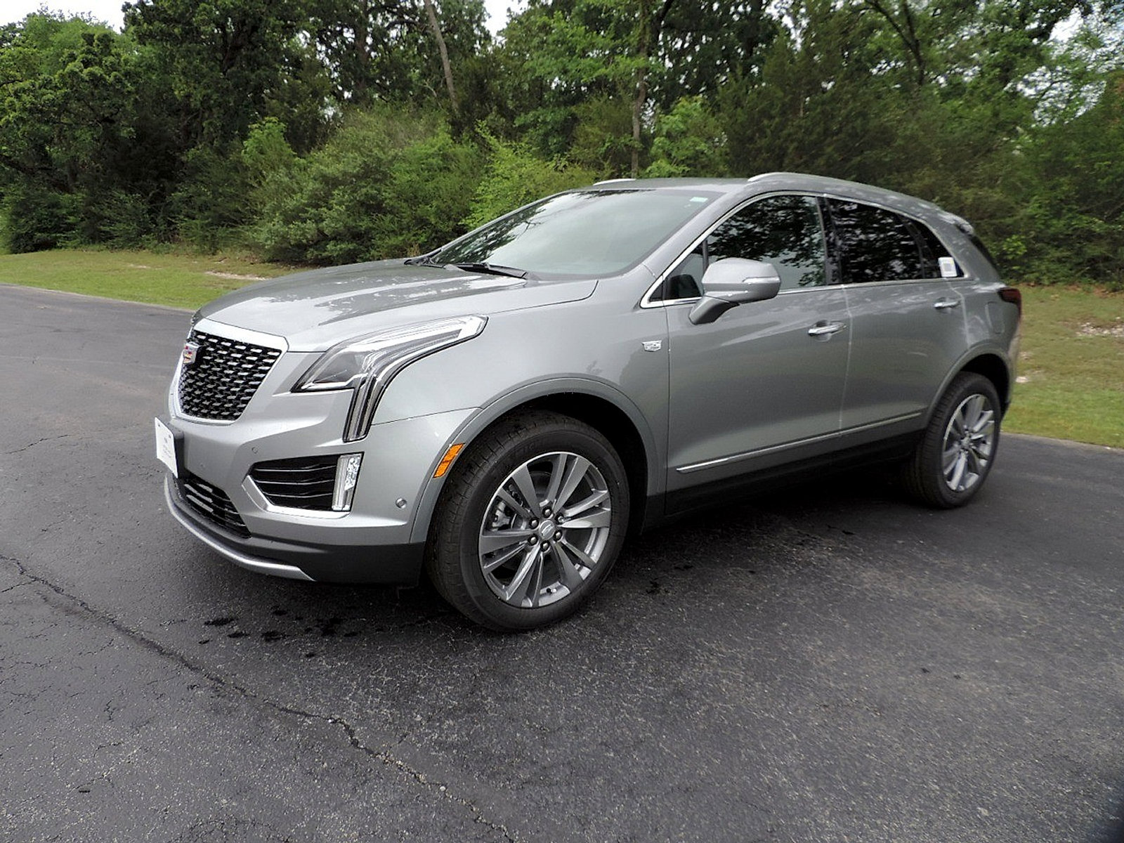 New 2026 Cadillac XT5 Premium Luxury w/ Driver Assist Package FWD image 1