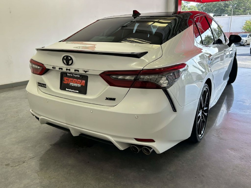 Used 2024 Toyota Camry XSE w/ Navigation Package FWD image 3