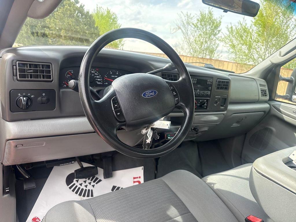 Used 2004 Ford F250 4x4 SuperCab Super Duty image 12
