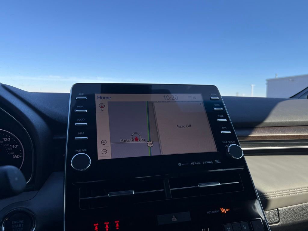 Used 2021 Toyota Avalon Limited image 24