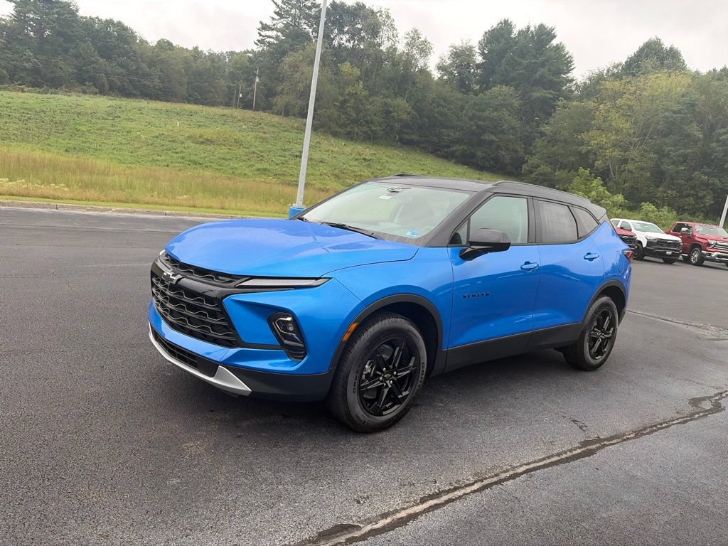 New 2026 Chevrolet Blazer LT w/ Convenience Package AWD/4WD image 4