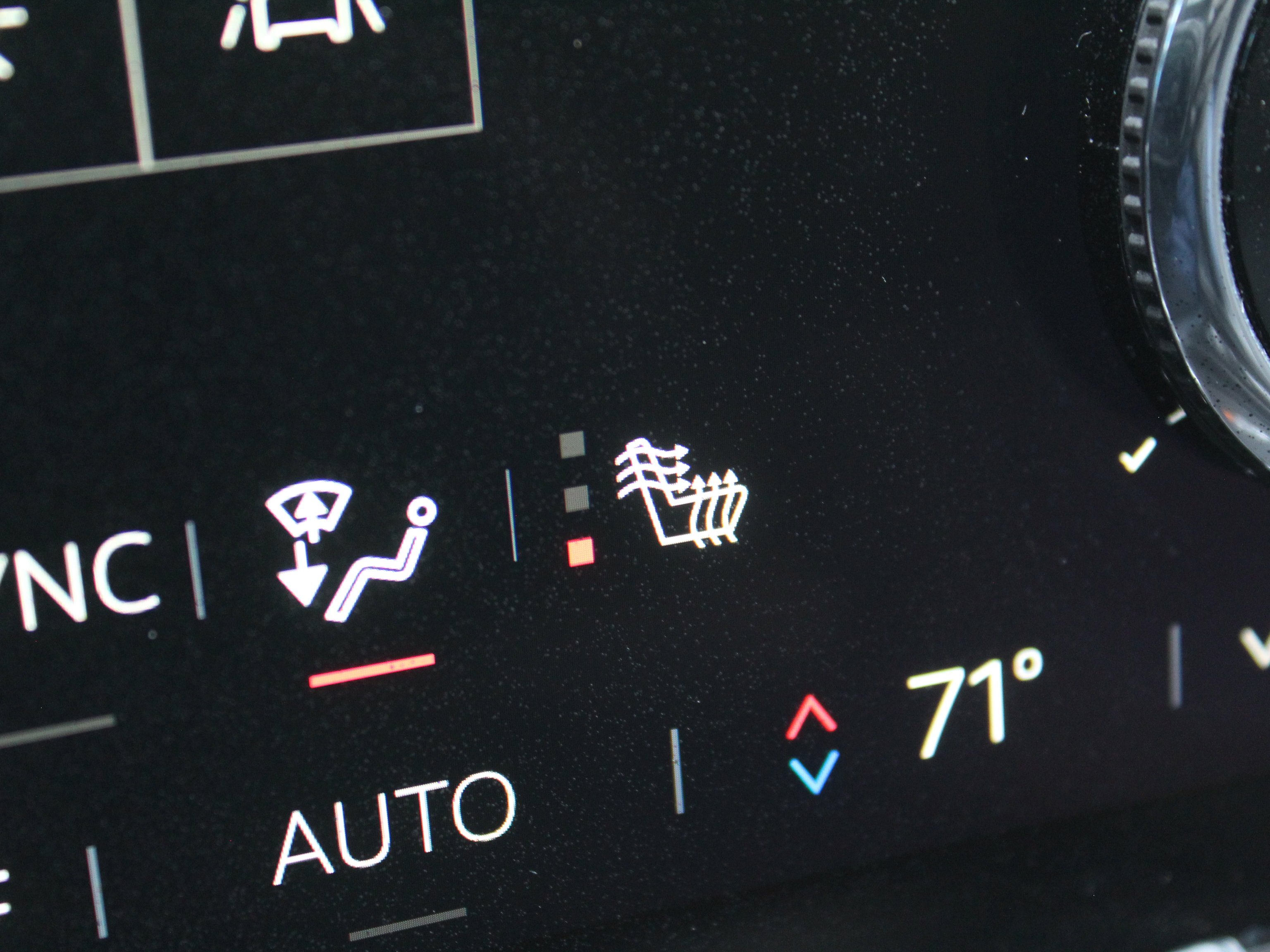 Certified 2025 GMC Acadia Elevation w/ LPO, Floor Liner Package image 17