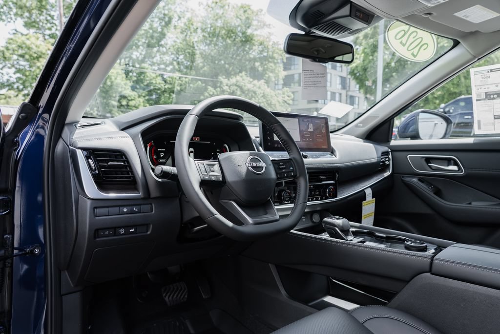 New 2026 Nissan Rogue Platinum AWD/4WD image 23