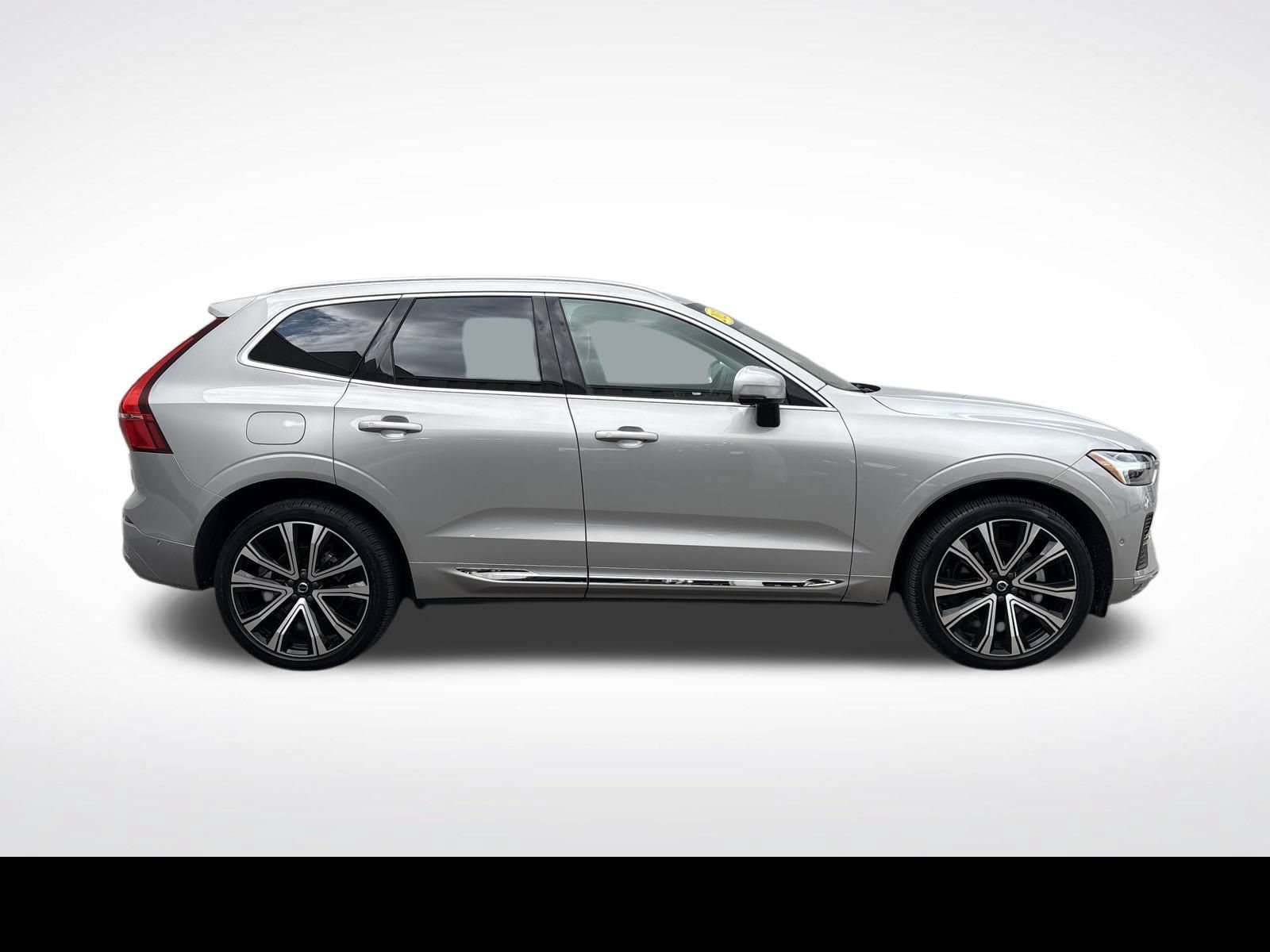 Certified 2023 Volvo XC60 B5 Ultimate w/ Climate Package AWD/4WD image 6