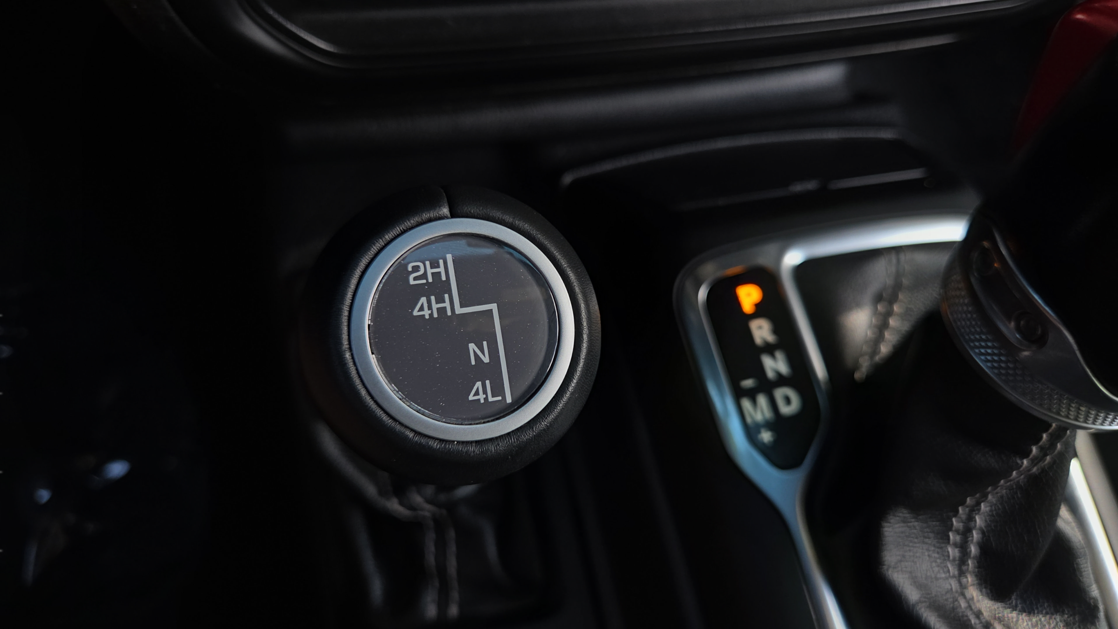Used 2022 Jeep Wrangler Unlimited Sahara w/ LED Lighting Group AWD/4WD image 32