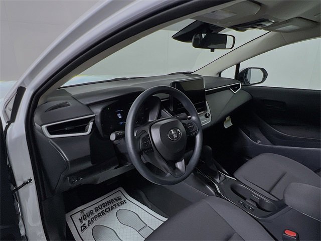 New 2025 Toyota Corolla LE image 27