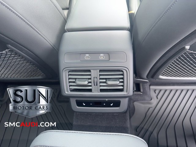 New 2025 Audi Q5 Prestige image 14