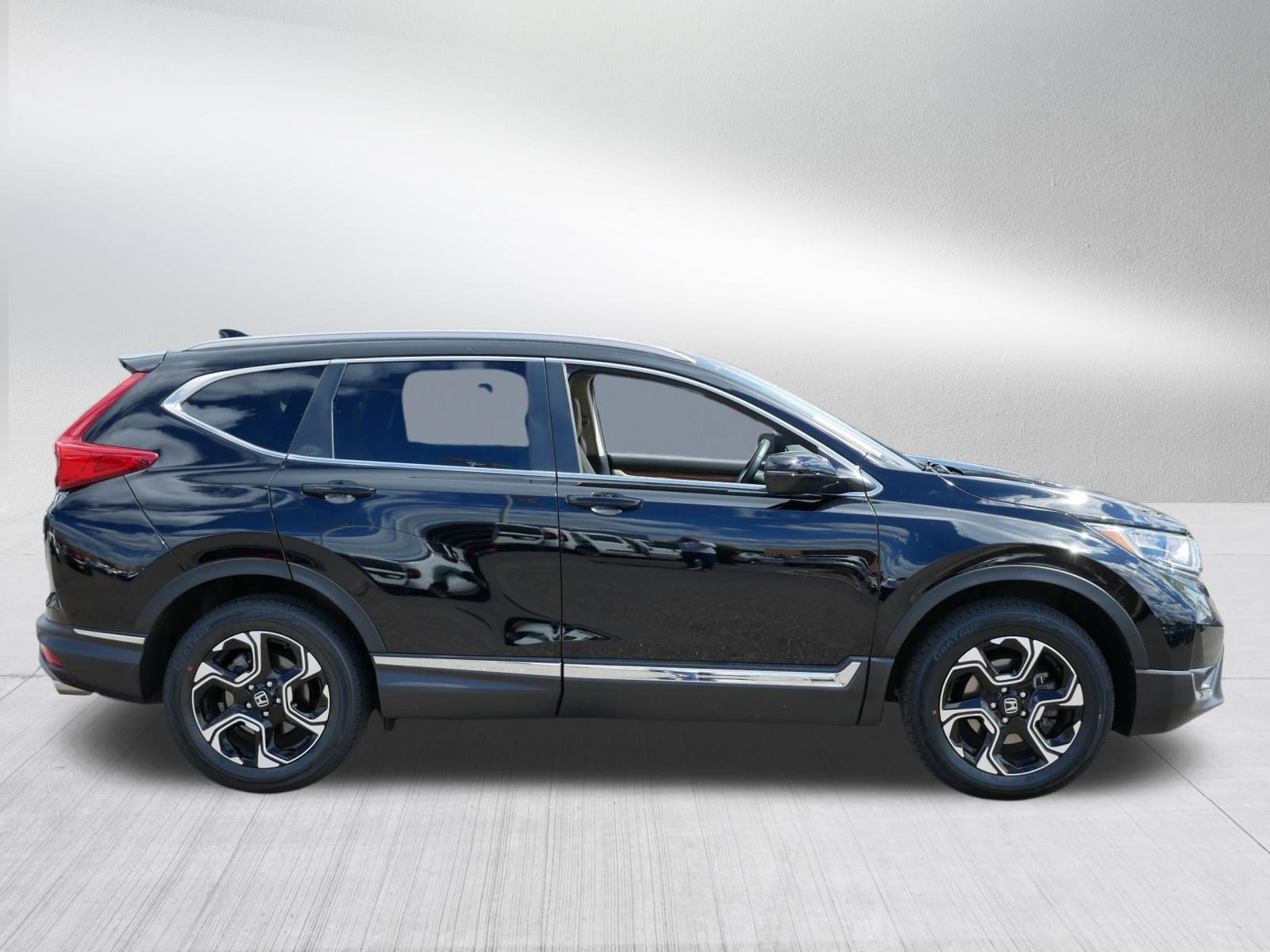 Used 2018 Honda CR-V Touring image 8