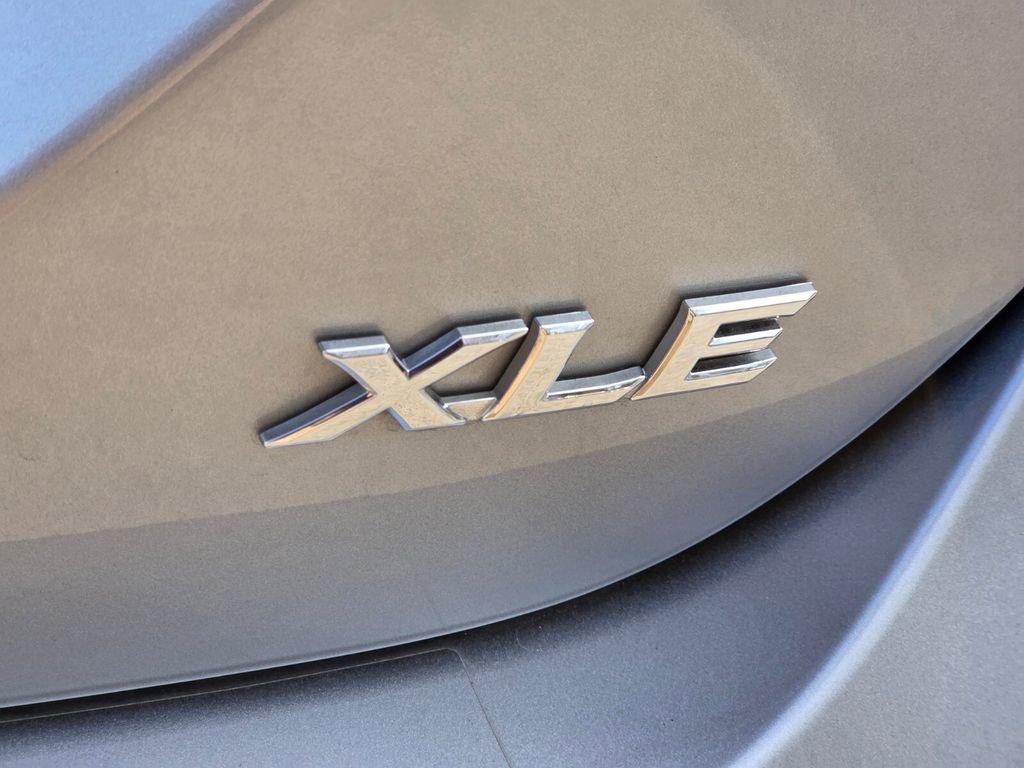 Used 2023 Toyota Camry XLE w/ Navigation Package image 18