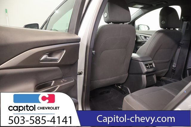 Used 2026 Chevrolet Equinox EV LT FWD image 30