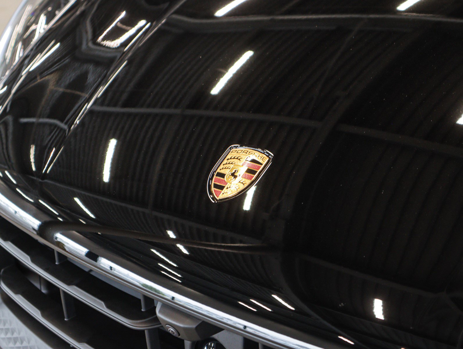 New 2026 Porsche Macan image 29