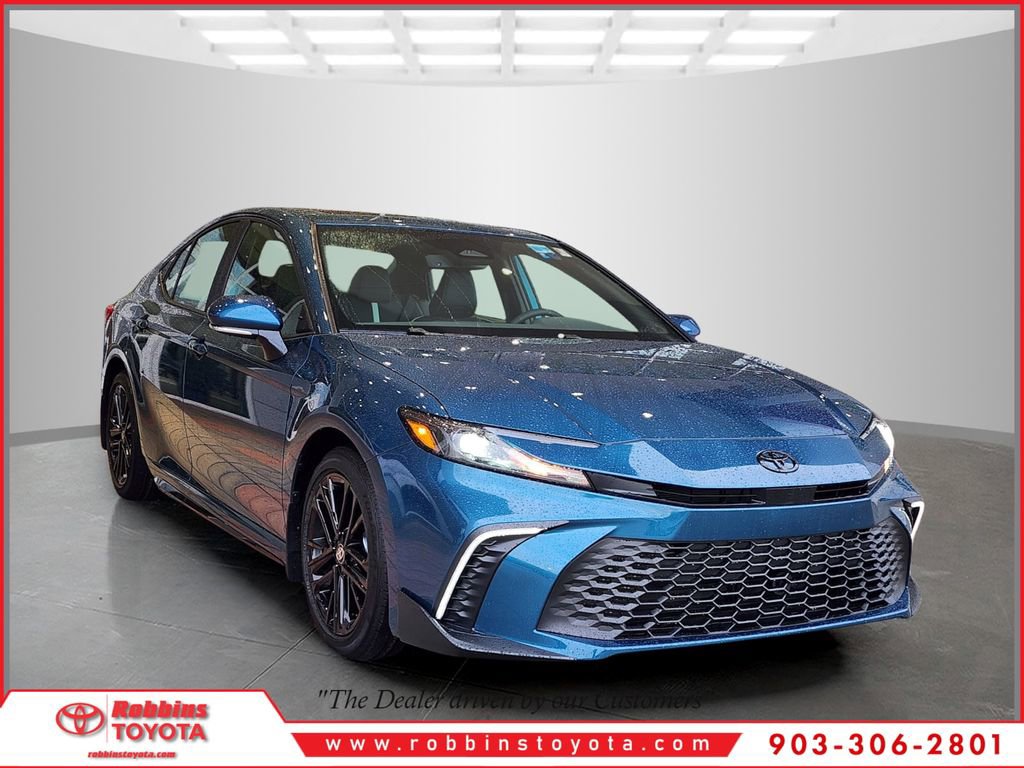 New 2026 Toyota Camry SE FWD image 1