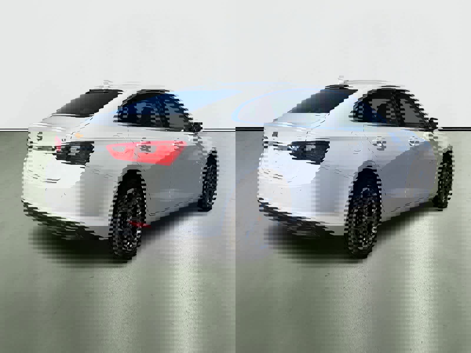 Used 2024 Chevrolet Malibu LT image 4