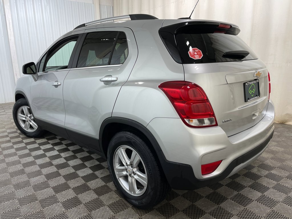 Certified 2019 Chevrolet Trax LT w/ LT Convenience Package image 13