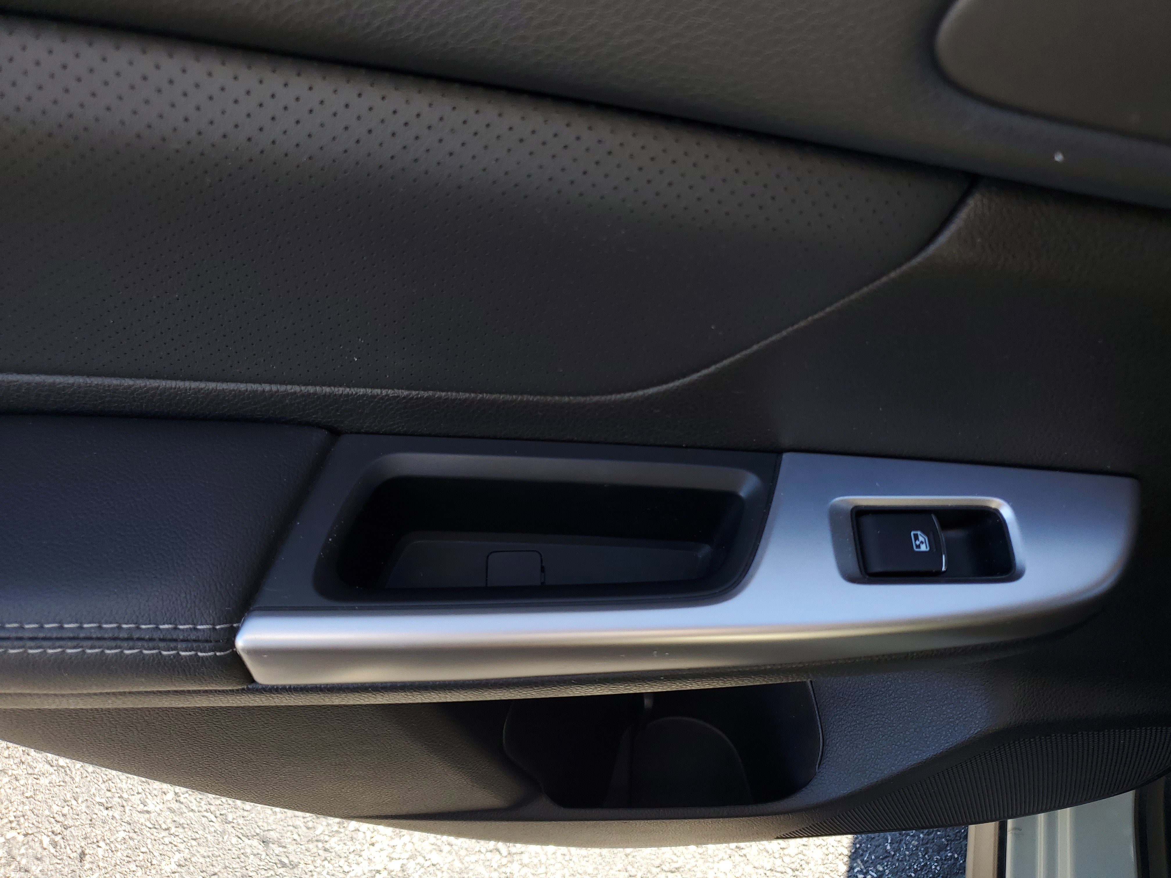 Used 2015 Subaru Crosstrek 2.0i Limited image 12