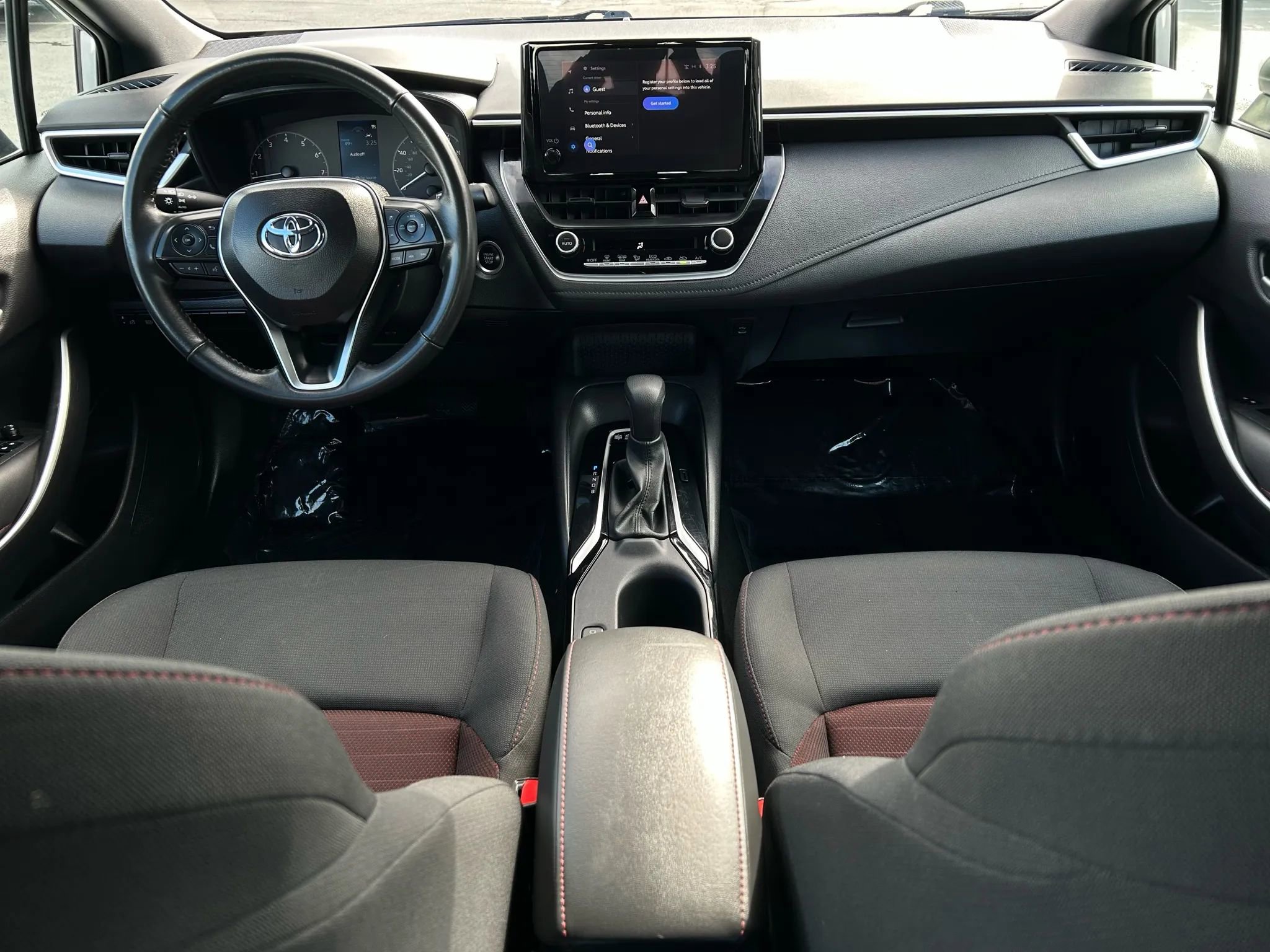 Used 2024 Toyota Corolla SE image 7