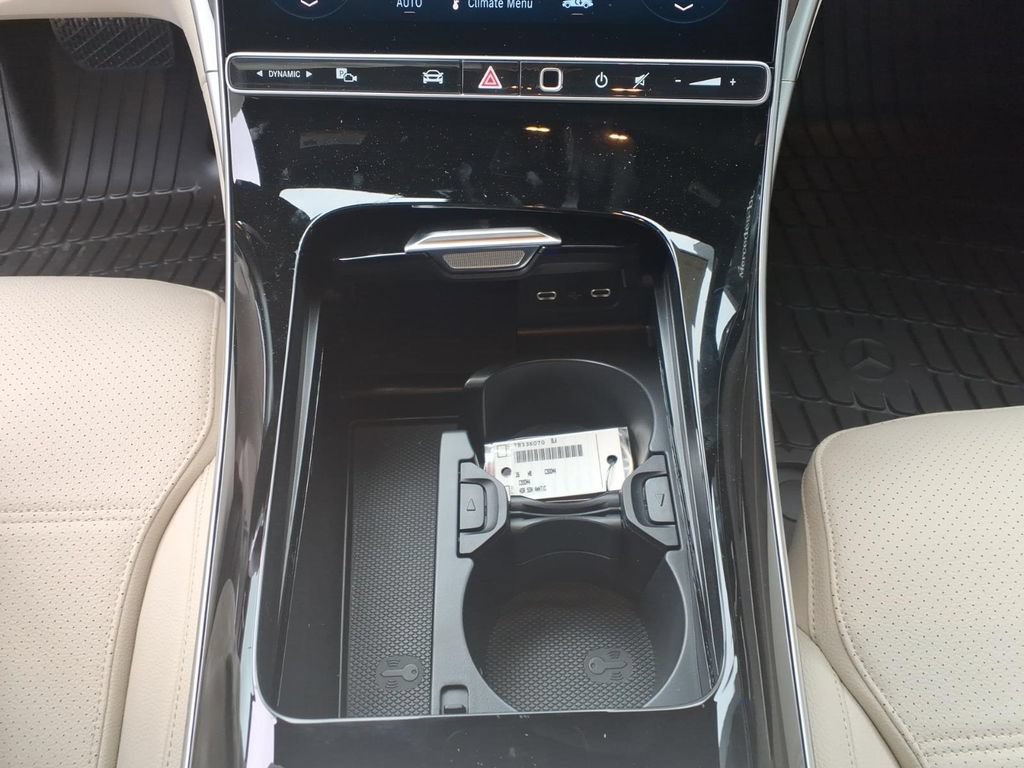 New 2026 Mercedes-Benz C 300 4MATIC Sedan image 24