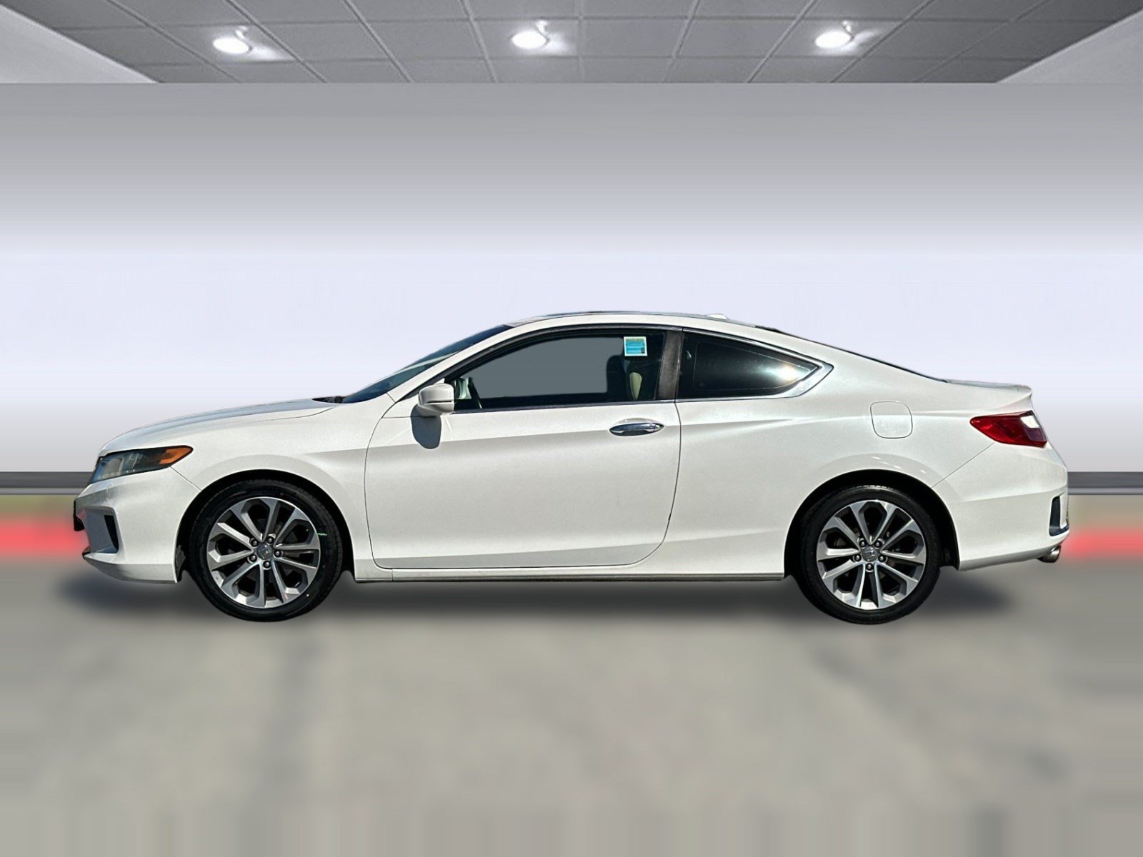 Used 2015 Honda Accord EX-L image 2