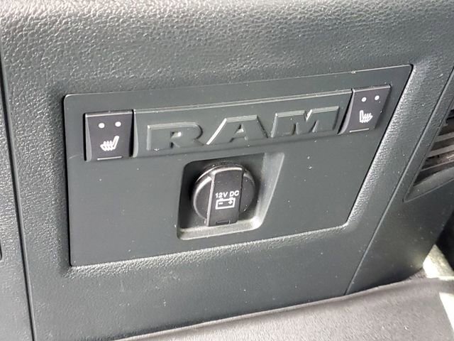 Used 2017 RAM 1500 Laramie w/ Convenience Group AWD/4WD image 13