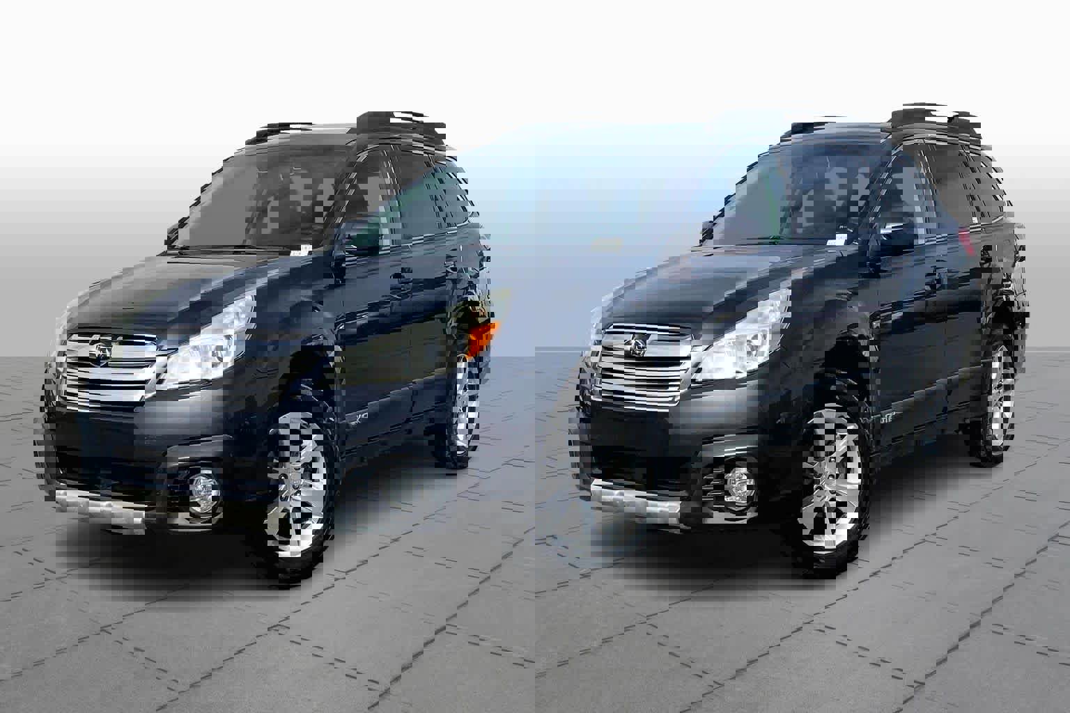 Used 2013 Subaru Outback 2.5i Limited image 1